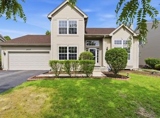 2657 Wydown Ln, Aurora, IL 60502