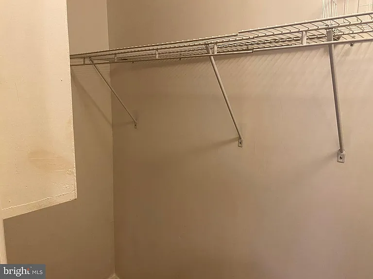 2338 Woodberry Dr — Photo 15