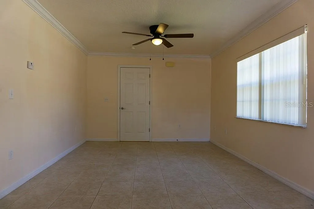 1 bed, 1.0 bath, 500 sqft, $950 — Photo 3