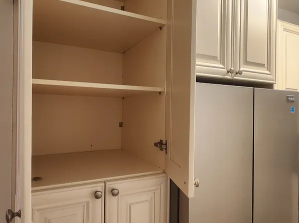 765 Coney Island Avenue image 14 of 33