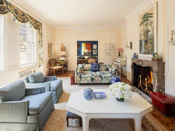 32 East 64th Street 5E image 1 of 19