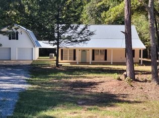1423 Forrest Rd, Greenville, GA 30222