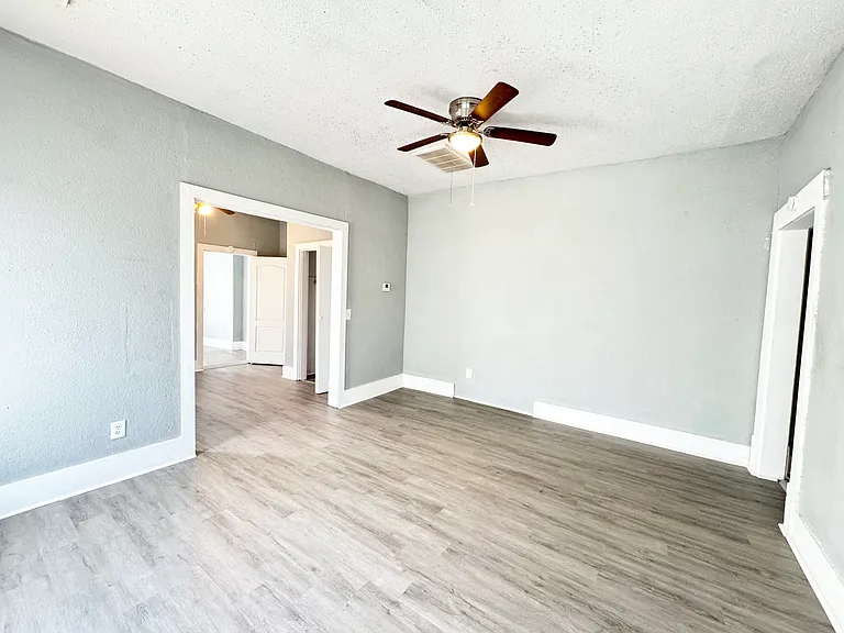 1119 NW 9th St #A — Photo 18