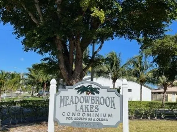 314 SE 10th Street #305, Dania Beach, FL 33004