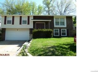404 Sorrento Dr, Ballwin, MO