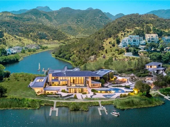 500 Lower Lake Rd, Westlake Village, CA 91361