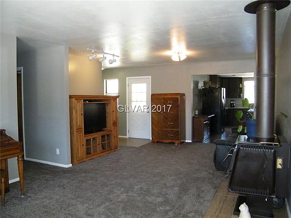 4th image of 990 Park Ave