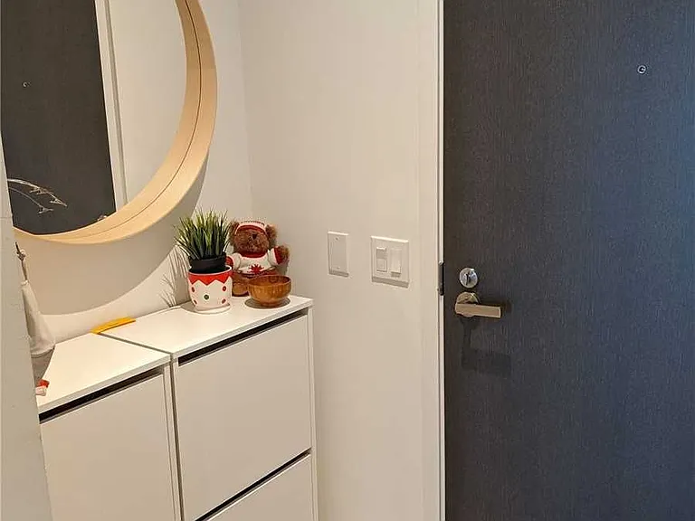 12 Bonnycastle St #206 — Photo 3