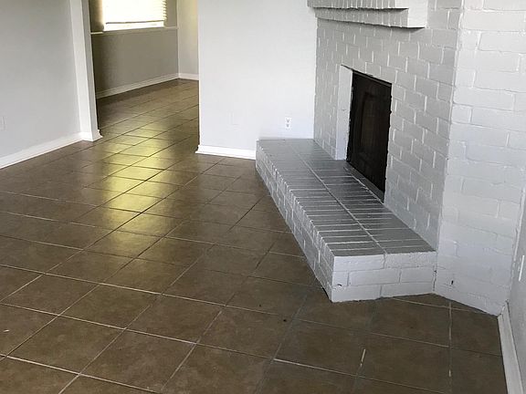 2nd image of 4606 W Orange St