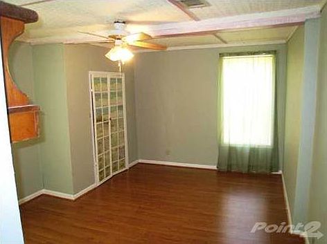 3rd image of 8423 Briese Ln