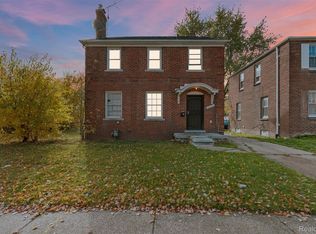 15082 Hazelridge St, Detroit, MI 48205