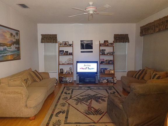3rd image of 17309 Hubers Ct