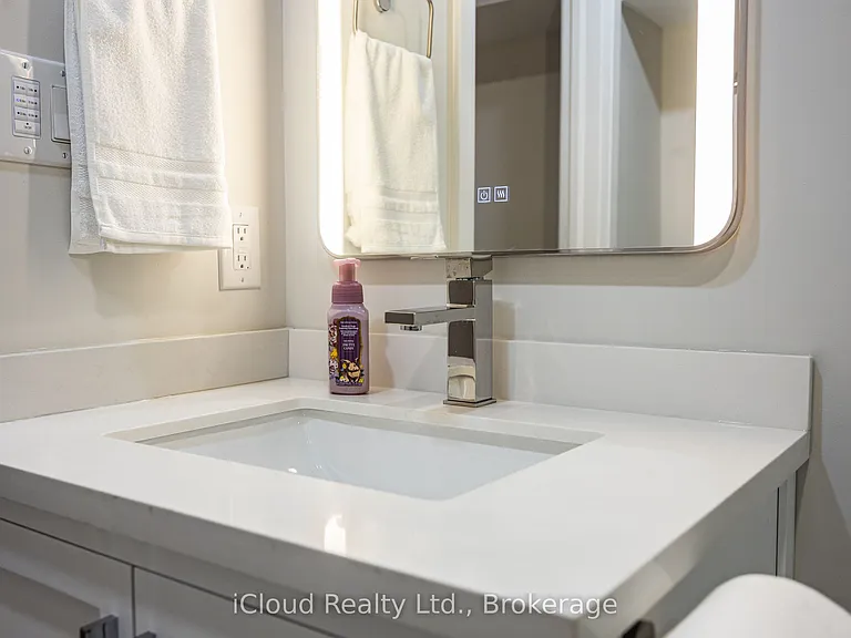 23 Swanhurst Blvd #B — Photo 15