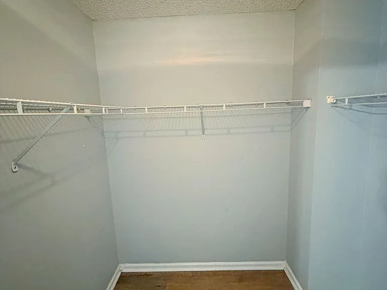 4271 Hanging Moss Dr — Photo 12
