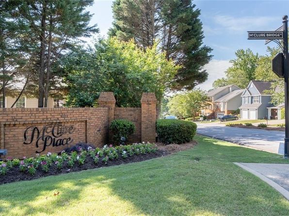 3253 Strathmore Dr, Duluth, GA 30096