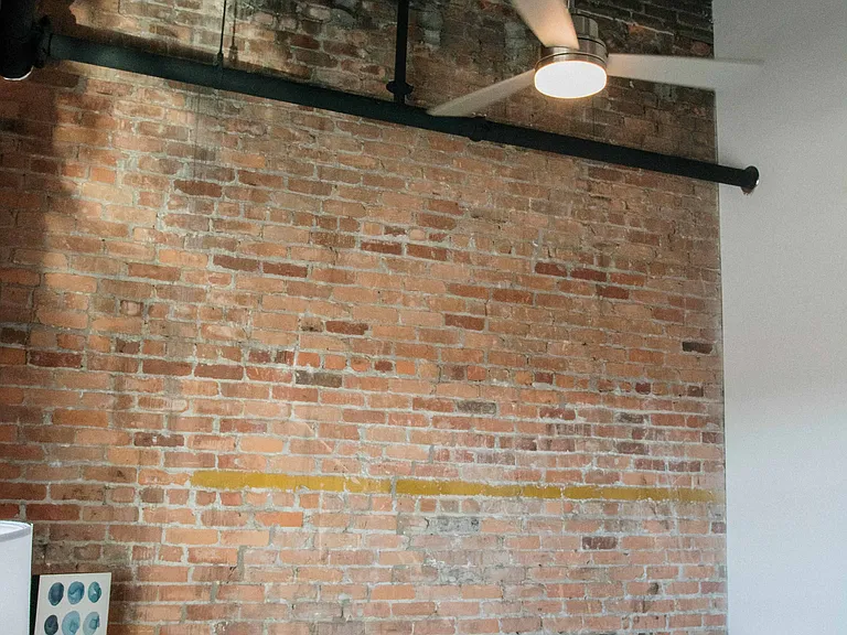Chenman Lofts — Photo 7