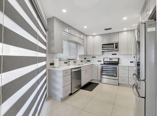 21690 Chimney Rock Park Cir, Boca Raton, FL 33428