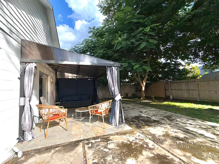 6912 Long Needle Ct — Photo 38