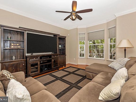 5th image of 23525 Gardenside Pl