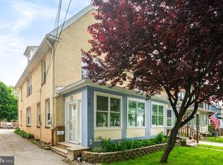 727 Moore Ave, Bryn Mawr, PA 19010