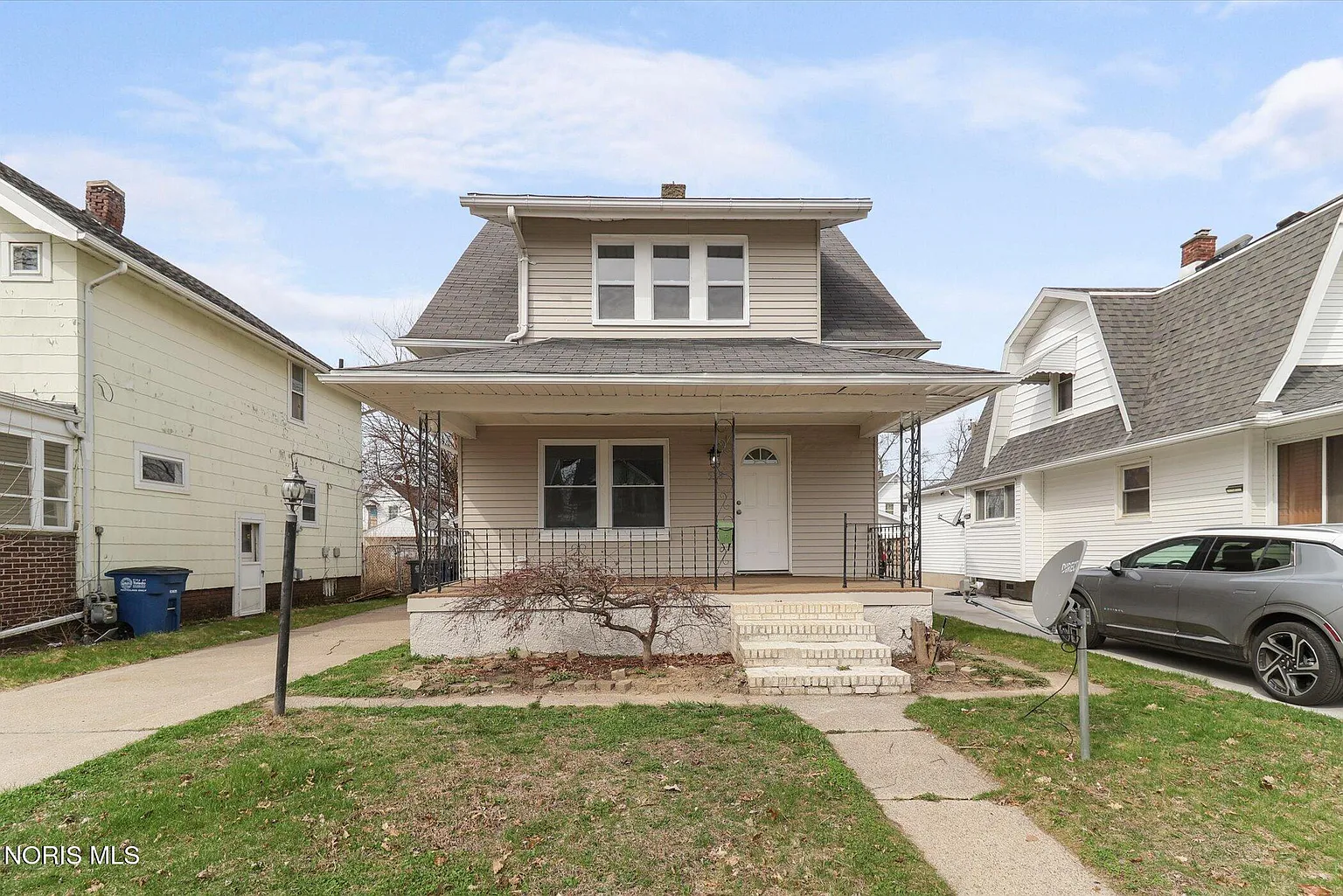 538 Ogden Ave photo 1