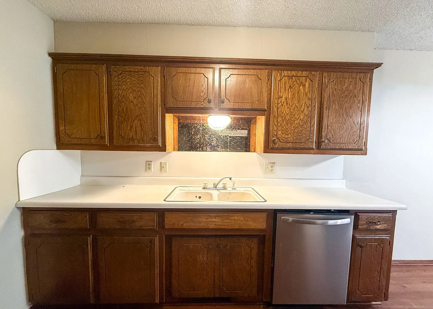3 Bedroom Duplex | Edmond Schools — Photo 4