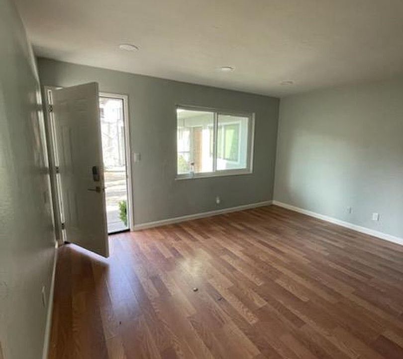 1st image of 405 S 7th St APT 4