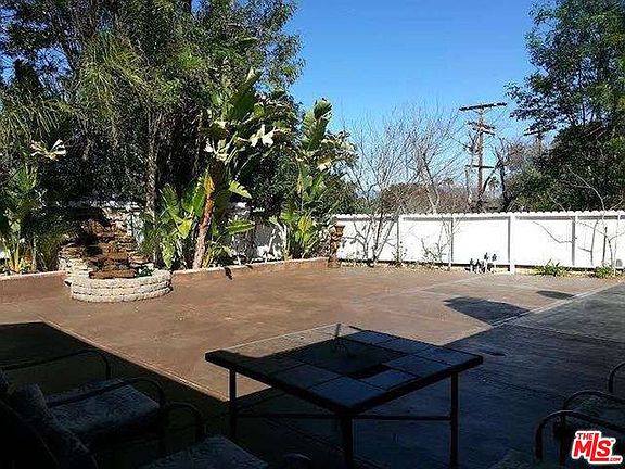 2nd image of 20401 Coulson St