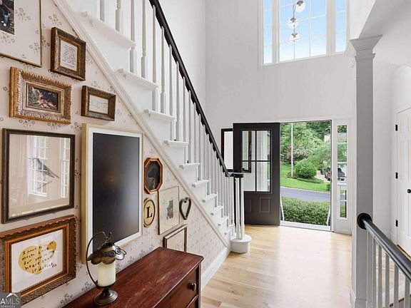 3rd image of 2114 Jockey Hollow Dr NW
