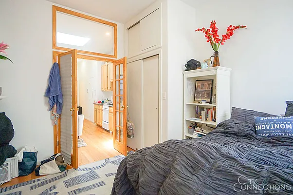 Rented by City Connections Realty | media 13