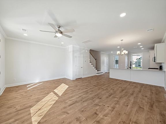 Photos of Similar home