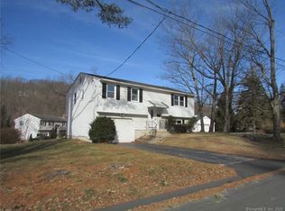 183 N Chapel St, Torrington, CT 06790