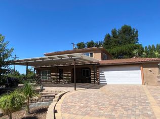 2228 Via Del Robles, Fallbrook, CA 92028