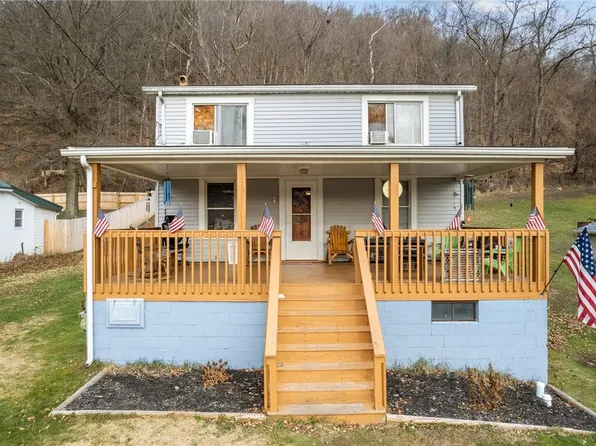 1768 Airport Rd, Vandergrift, PA 15690