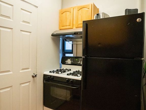 5th image of 251 Elizabeth St #12AA