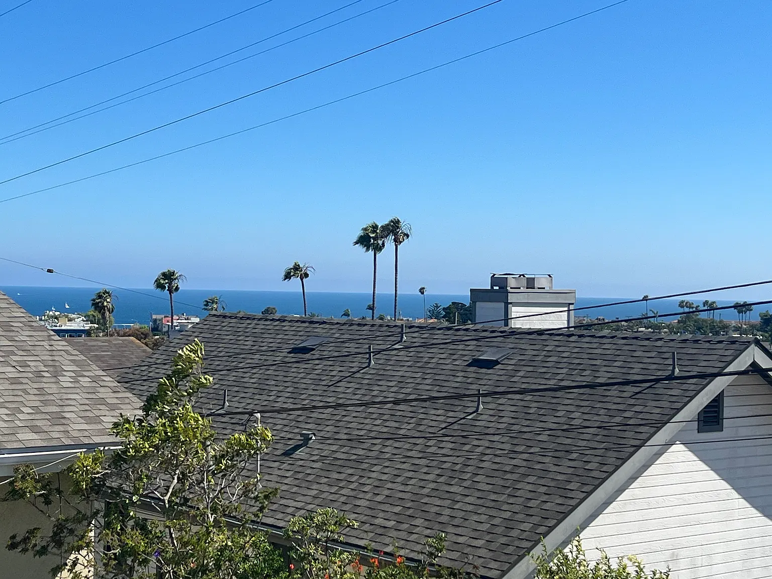 2 bed, 2.5 bath, 1250 sqft, $4,500 — Photo 2