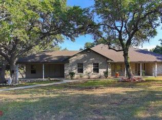 8 Foster Rd, Boerne, TX 78006