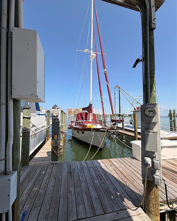 1st image of 200 WINDWARD PASSAGE #28F