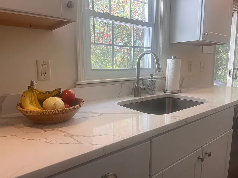 48 Garfield St #5 — Photo 3