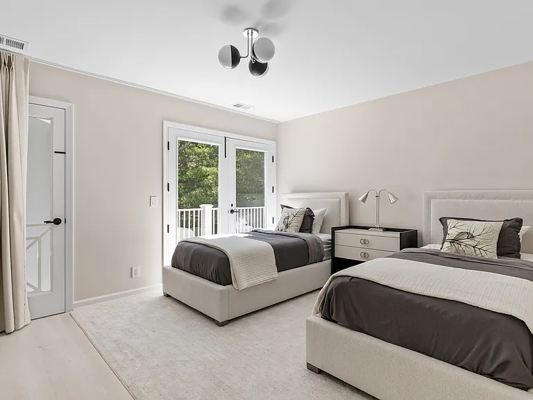 26 Three Mile Harbor Dr — Photo 36