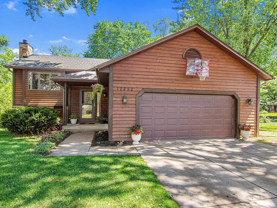 1st image of 12852 Essex Way