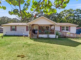 108 Georgiana Dr, Cross, SC 29436