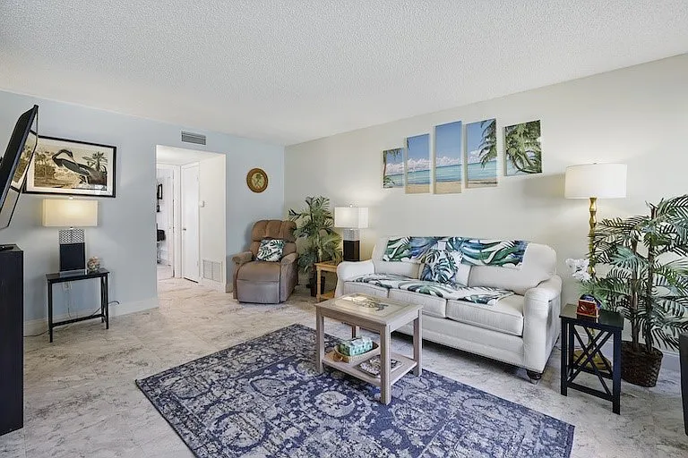 5400 Highway A1A #B8 — Photo 3
