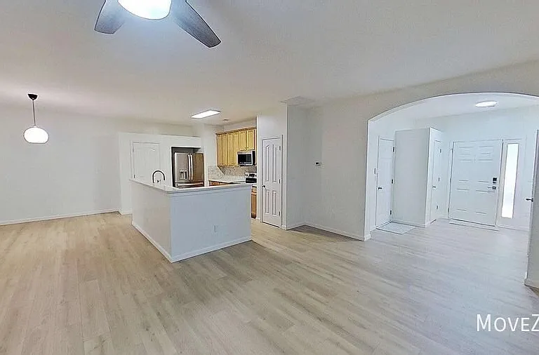 21 War Admiral Way — Photo 2