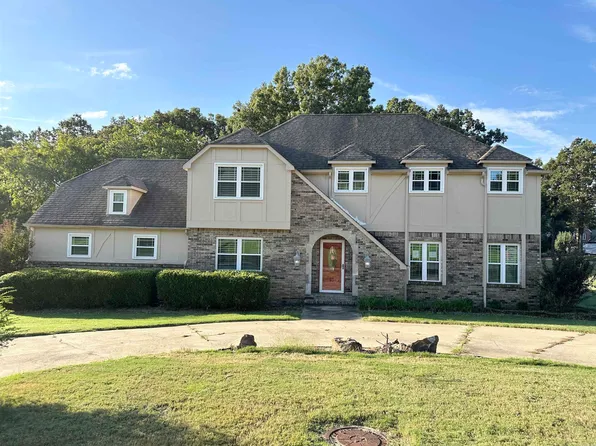 2305 Paula Dr, Jonesboro, AR 72404