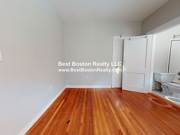 3rd image of 20 John F Kennedy St APT 3