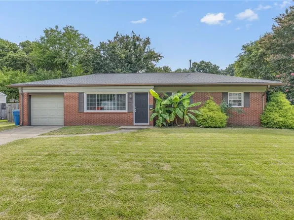 4905 Whitman Ln, Virginia Beach, VA 23455