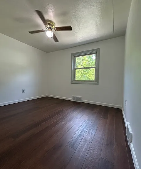 105 Ecker Ln #1 — Photo 3