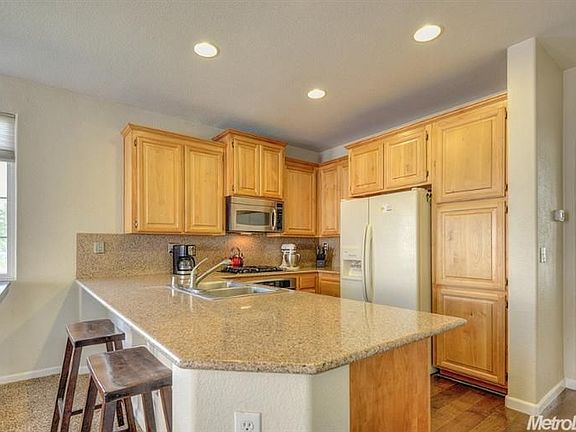 4th image of 2979 Spoonwood Way