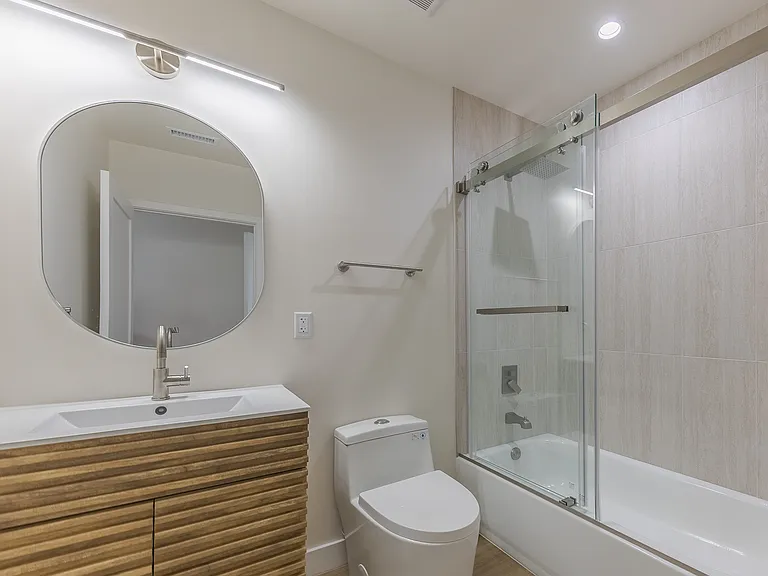 2536 Cotner Ave — Photo 15